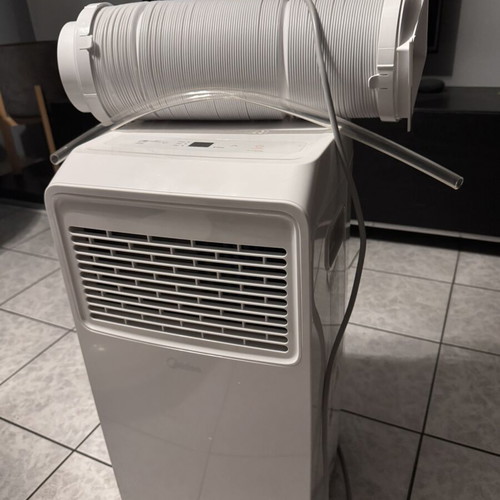 Midea MPPHA-09CRN7-QB6-L Portable Air Conditioner like new