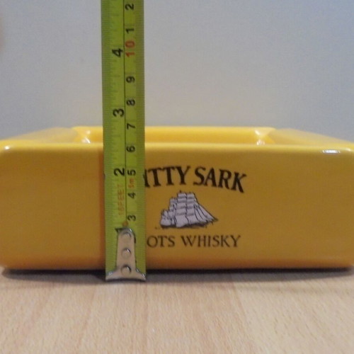 Cutty Sark Scots Whisky old promotional ceramic ashtray used