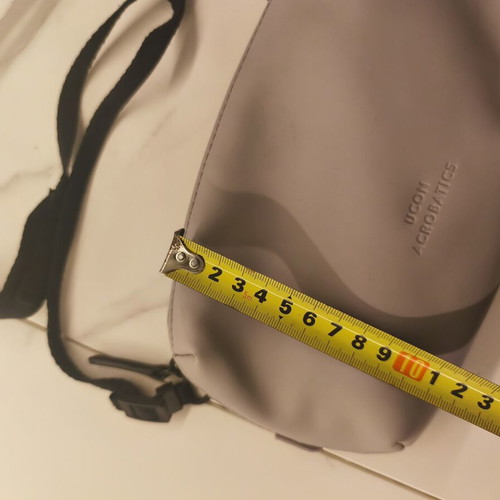 Ucon Acrobatics crossbody bag used, lilac