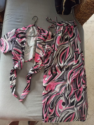 Set pants and blouse new, black and pink