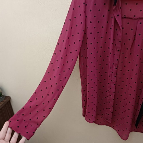 Bershka fuchsia semi-transparent shirt with polka dots and black collar size S like new