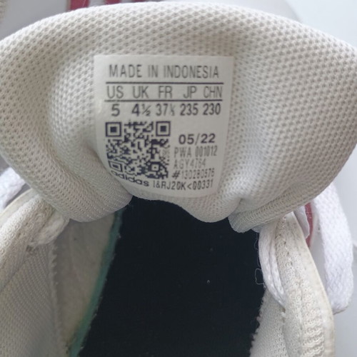 Adidas women's sneakers size 37.3, white and pink