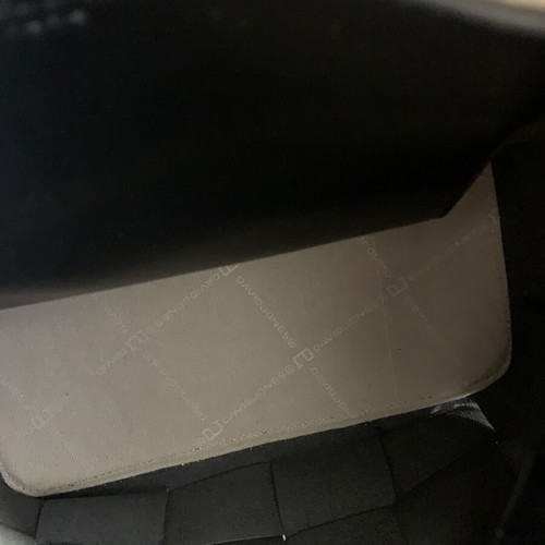 David Jones cross body bag black like new
