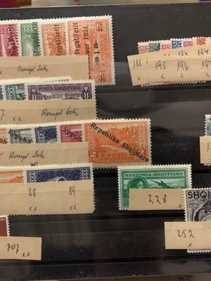 Αλβανία καρτέλα με γραμματόσημα 1915 καινούργια