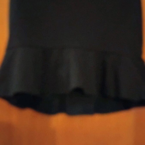 Calliope mini skirt black like new with frill and zipper