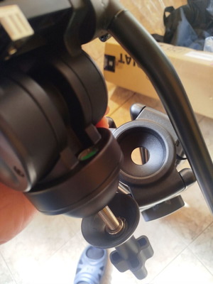 Diat A203L-KS10 professional tripod with hydraulic head like new