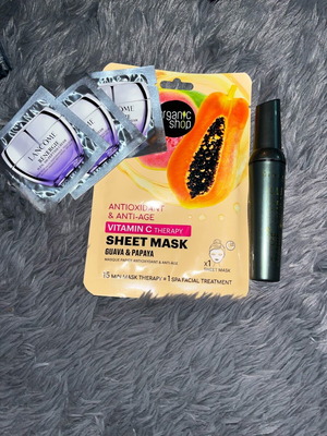 Face mask and mascara with 3 sample gifts new