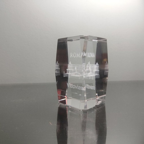 Decorative glass 3D Vittorio Emanuele II National Monument like new