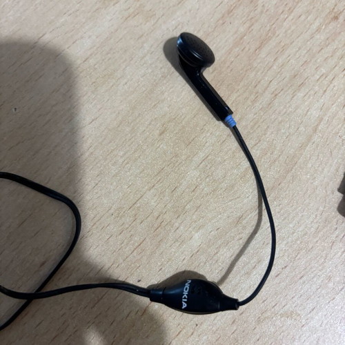 Nokia handsfree and adapter like new