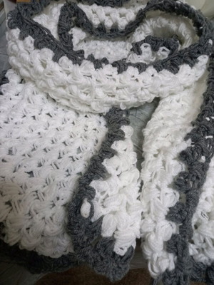 Handmade scarf new, white gray acrylic with nice knit