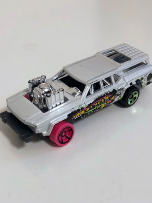 Hot Wheels Cruise Bruiser like new, 2023 Demo Destruction 5-Pack