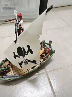 Playmobil Pirates pirate ship used with boat and underwater motor