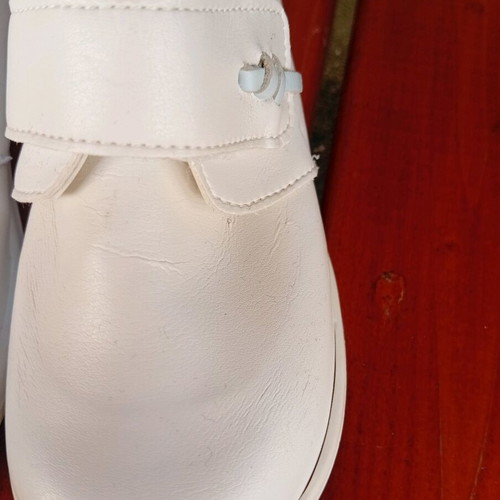Gorgino anatomic children's shoes used, size 27, cracked upper