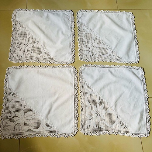Handmade placemats like new, size 32x32