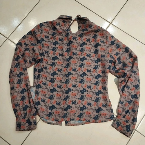 Floral shirt Funky Buddha size small like new