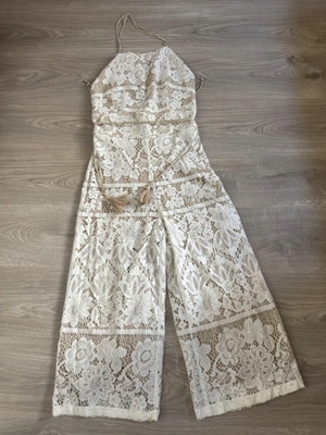 Jumpsuit lace with lining, beige, size small, like new