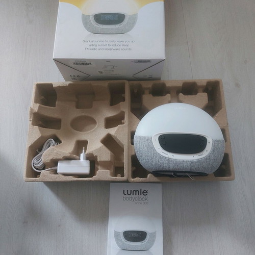 Lumie Bodyclock Shine 300 light alarm clock new, medical class