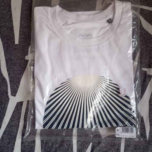Vodka Finlandia T-shirt new, size M for girls