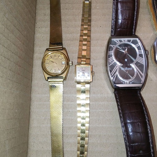 Branded watches like new, collectible set of 14 pieces