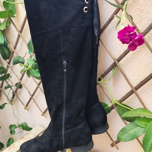 Gisicode black over the knee suede boots size 37, like new