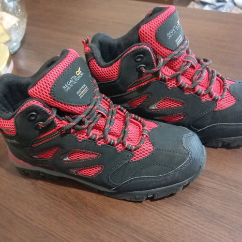 Regatta hiking boots like new, size 38, red