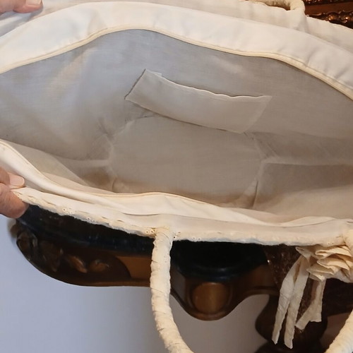 Straw shoulder bag new, beige, large with lace and fabric flower