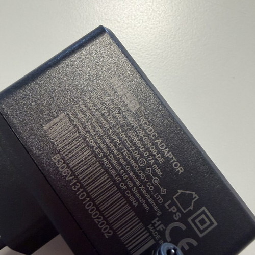 Power adapters 8 pieces 12 volt like new