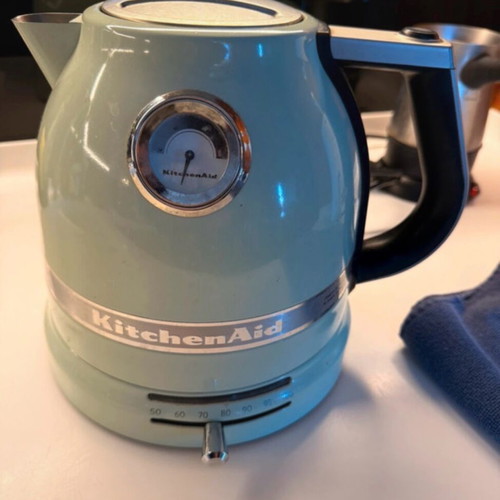 Kitchenaid kettle in very good condition