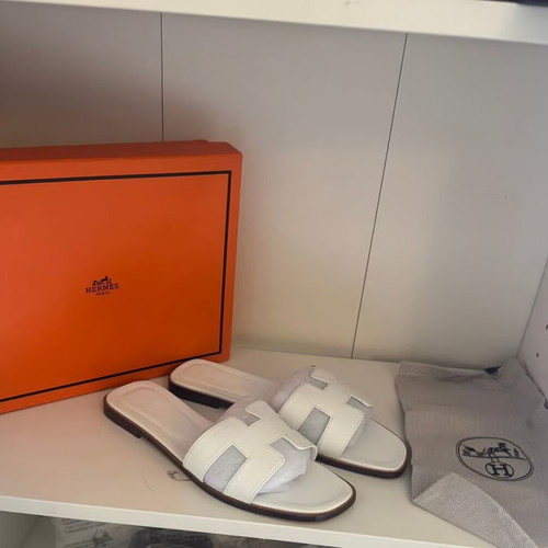 Hermes white H-style sandals size 37