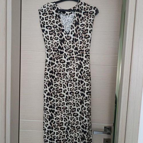 Zara leopard print midi dress size M like new