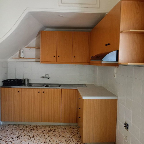 Ground floor house for rent in N. Faliro 85sqm with yard