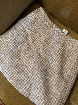 Knitted skirt like new, white pink brown shades, size S