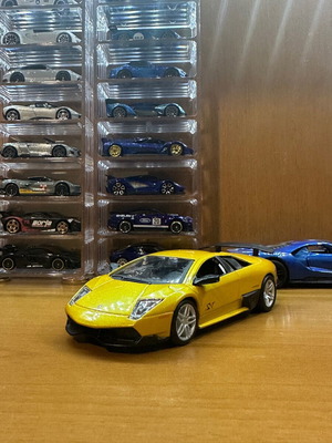 Burago Lamborghini Murciélago SV model car like new 1/32 scale