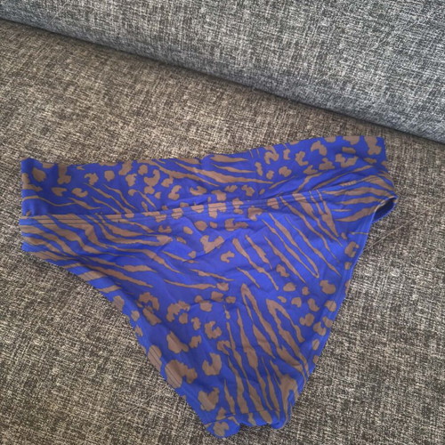 Victoria's Secret bikini like new, size L, blue