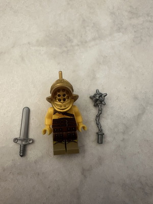 Gladiator figure like new with weapons