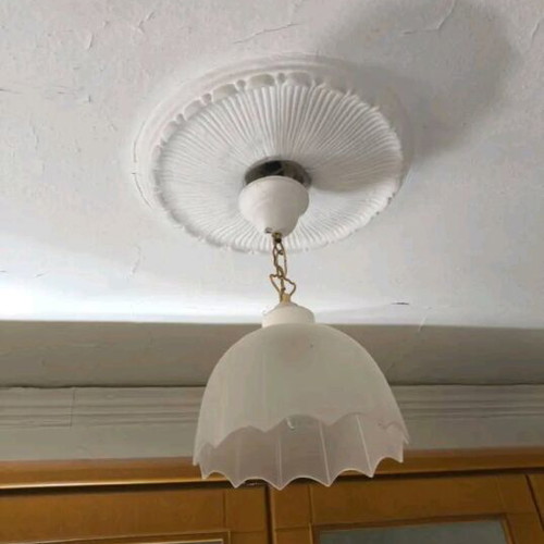 Lighting fixture like new