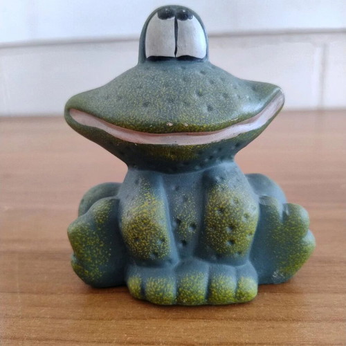 Ceramic decorative frog figurine