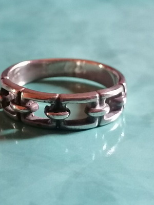 Silver 925 ring with pierced chain design new no 58 (US 8 1/4)
