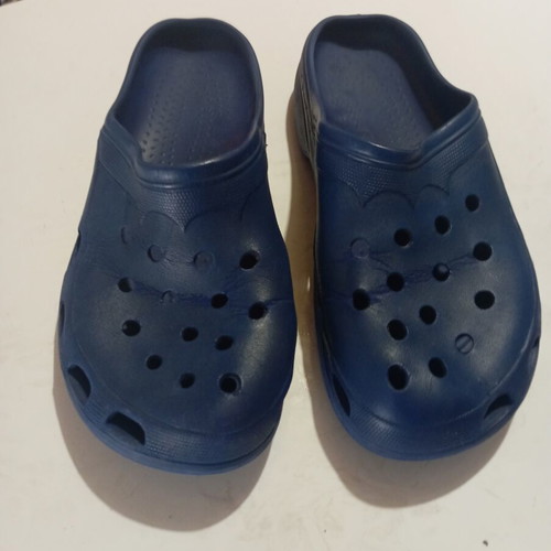 Flip flops size 44 navy blue with anatomical sole like new