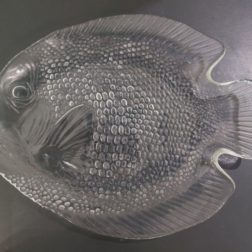 Arcoroc Poisson French plates from the 1980s, like new, set of 2