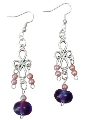 Dangling earrings with beads new, pink and purple