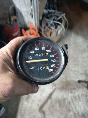 Yamaha speedometer used