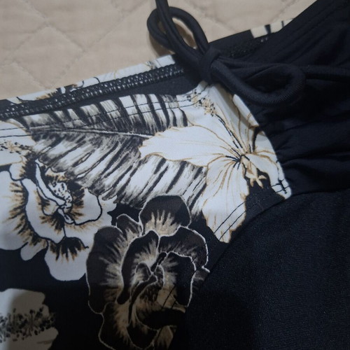 Dorina swimwear bottom like new XXXL black and white