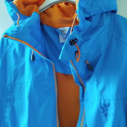 Out Living Splash women's windbreaker rain jacket, size M, blue and orange