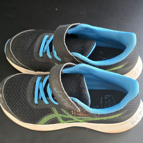 Παιδικά παπούτσια Asics αθλητικά μεταχειρισμένα, νούμερο 34,5 μαύρο και μπλε