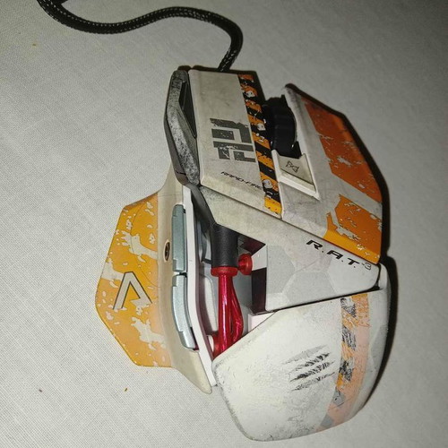 TitanFall Collector's Edition Gaming Mouse Mad Catz RAT R.A.T 3 new