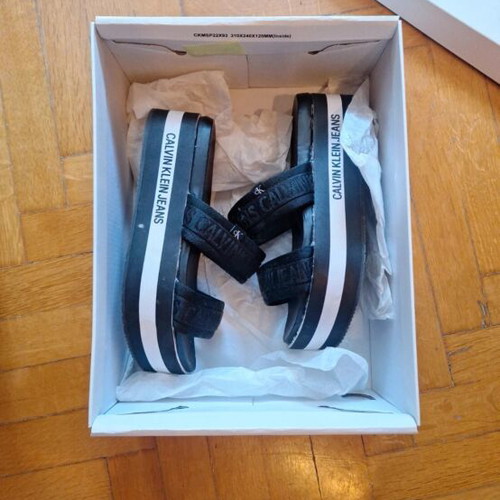 Calvin Klein slippers like new, size 36, black and white