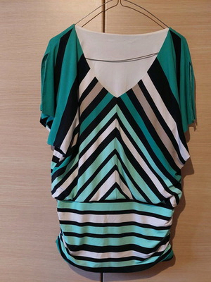 Striped blouse like new, one size, multicolor