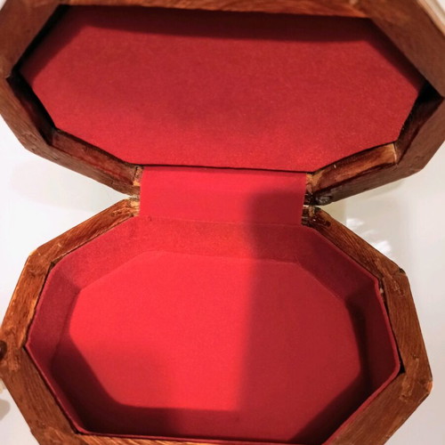 Handmade wooden oriental box like new with mother of pearl 18.5x13.5 cm
