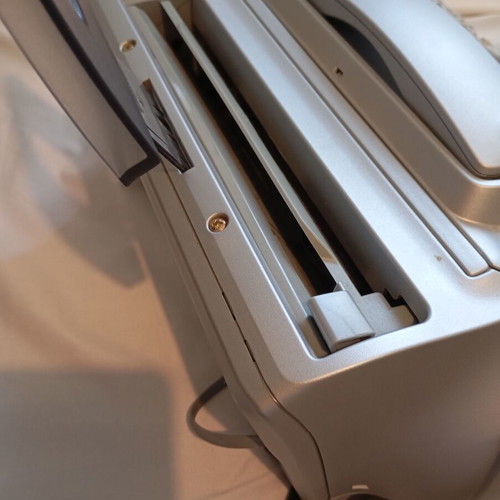 Olivetti Fax Lab 128 fax machine and landline phone used